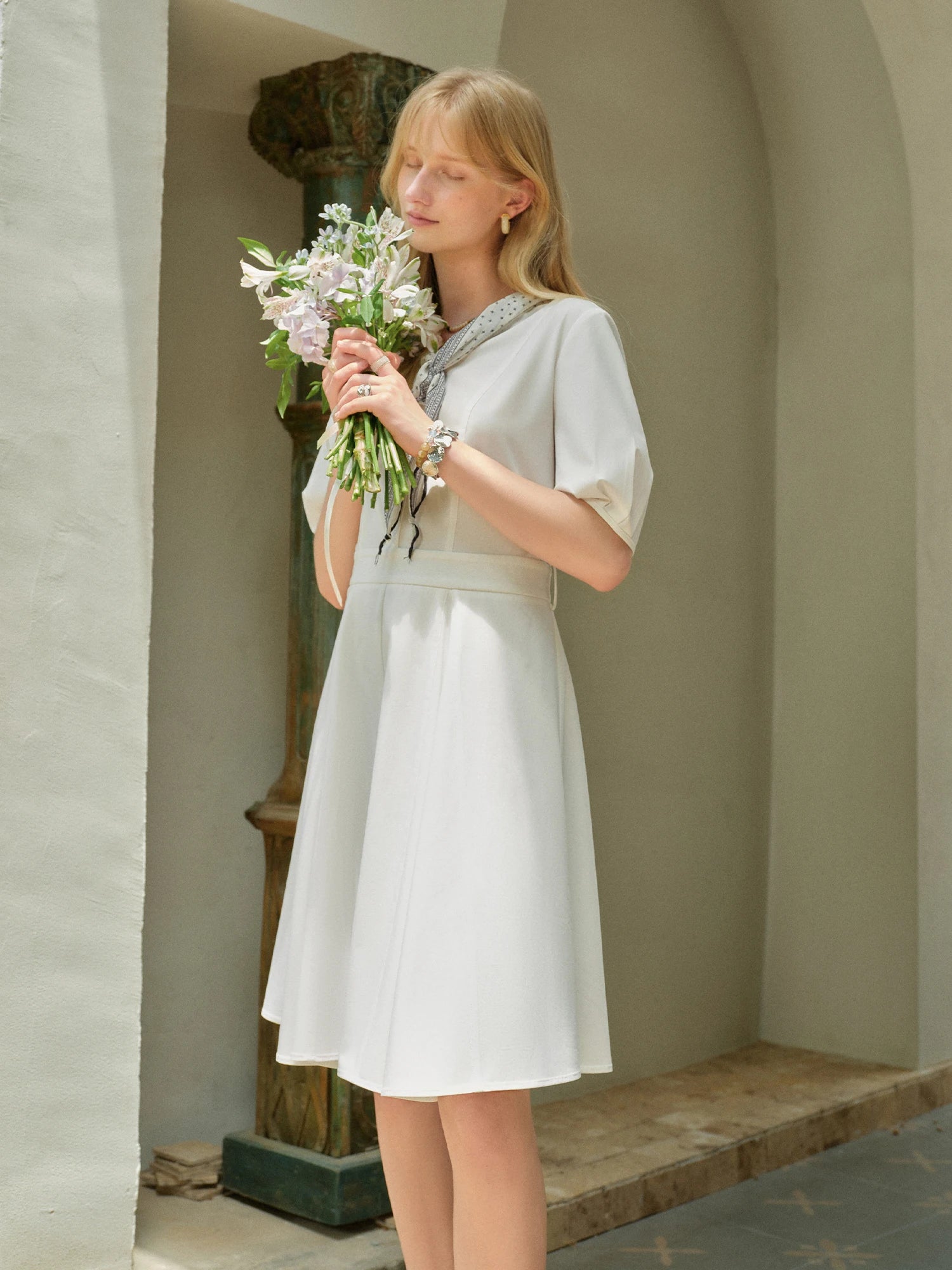 DUSHU 2026 Summer White A-Line Midi Dress Waist-Cinching Tie Detail with Complimentary Scarf Effortless Office to Weekend Style